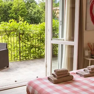  Vakantieboerderij Familiare I Giardini Del