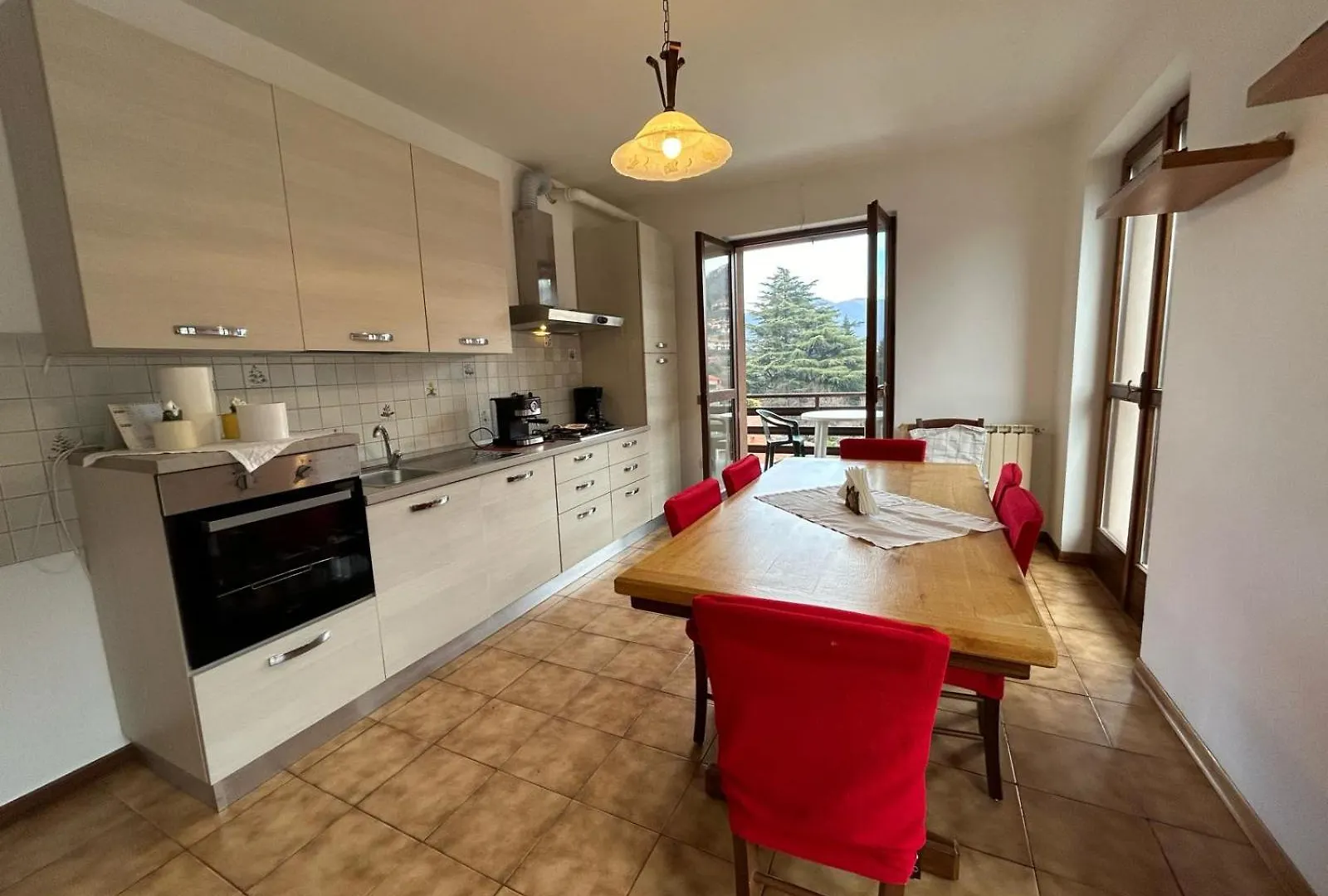 Kibilu - Laveno Balcony Retreat Apartment Varese