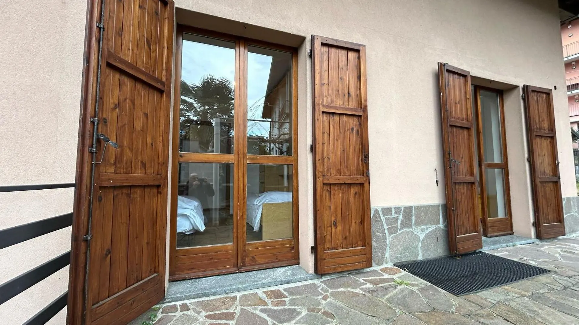 Kibilu - Laveno Balcony Retreat Apartment Varese
